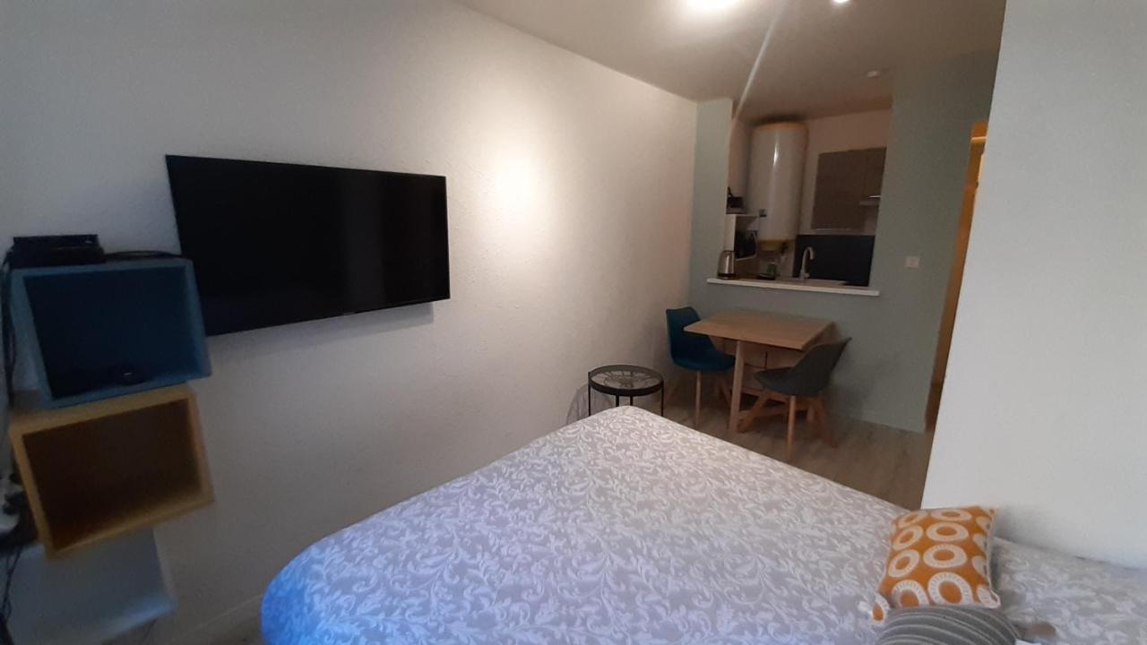 Studio 302 Au 15 Rue Battant A 브장송 외부 사진